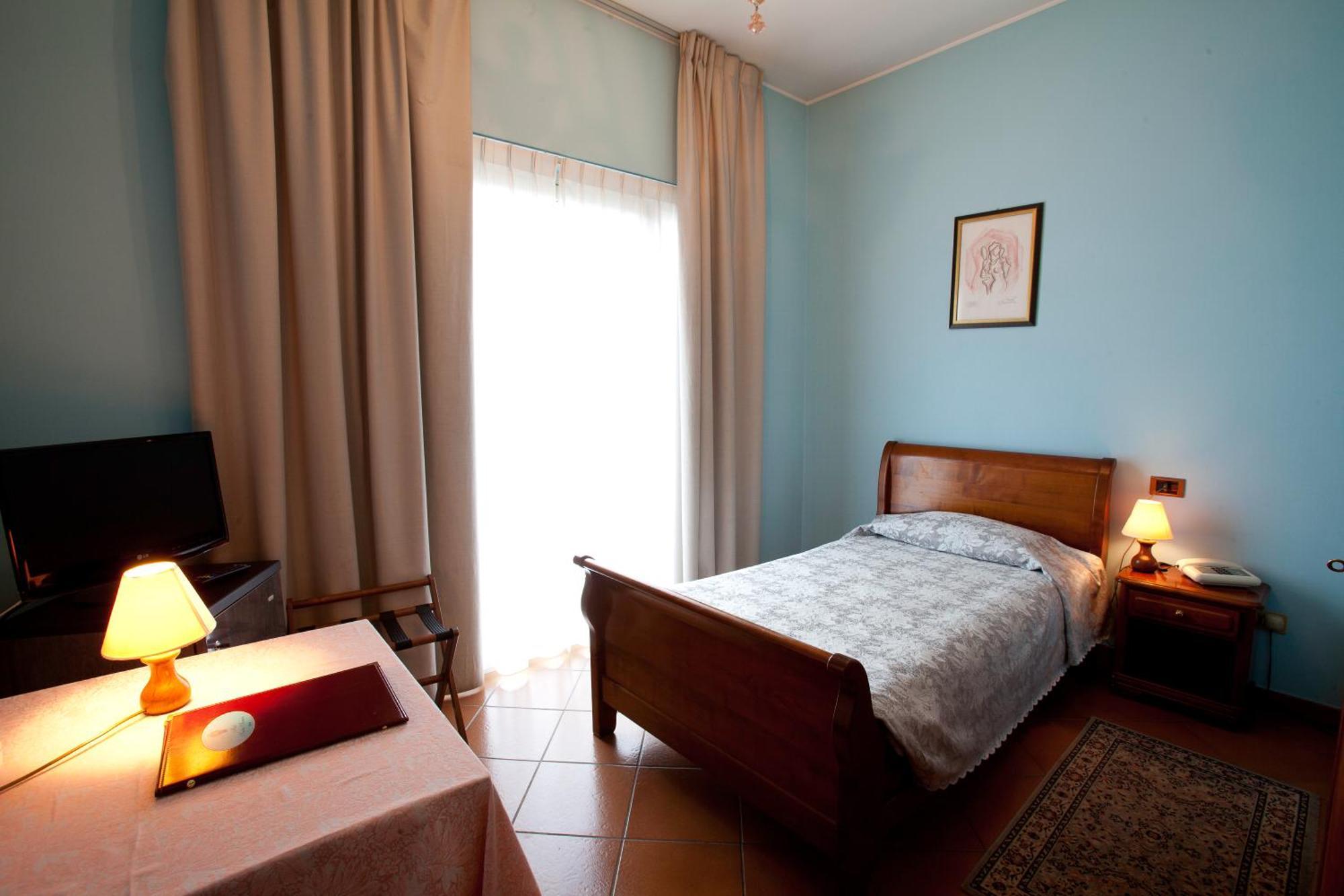 Hotel Nastro Azzurro Monguzzo Εξωτερικό φωτογραφία