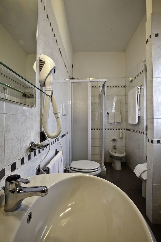 Hotel Nastro Azzurro Monguzzo Εξωτερικό φωτογραφία